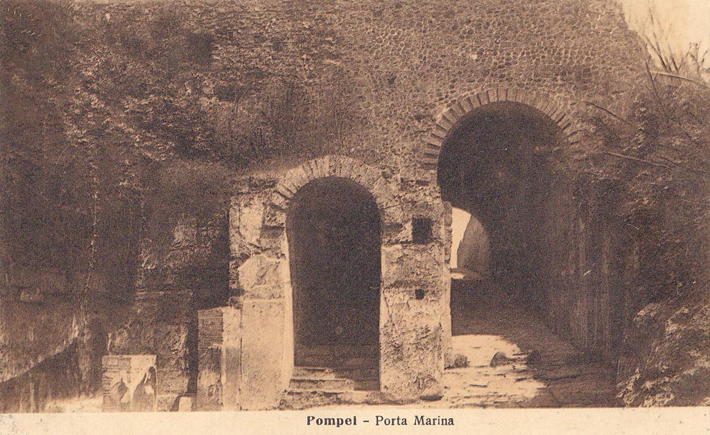 Pompeii Porta Marina. Old postcard. Photo courtesy of Drew Baker.