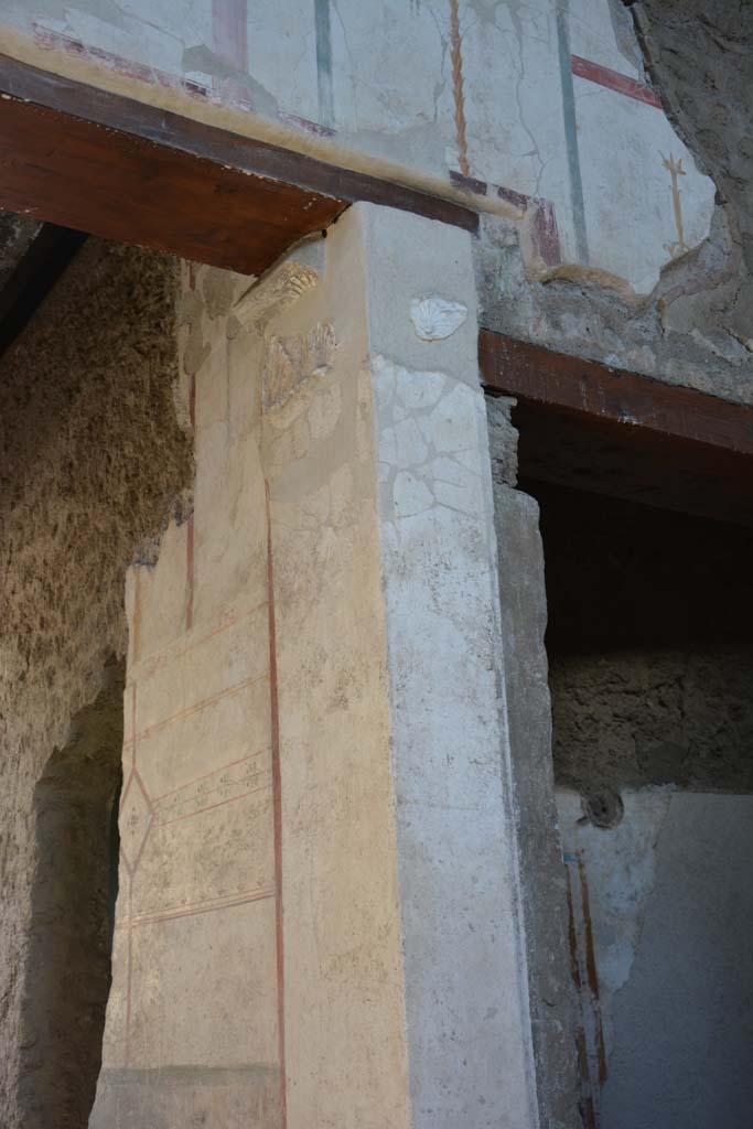 I.7.1 Pompeii. October 2019. Detail of south end of east wall of entrance corridor/atrium.
Foto Annette Haug, ERC Grant 681269 DCOR.
