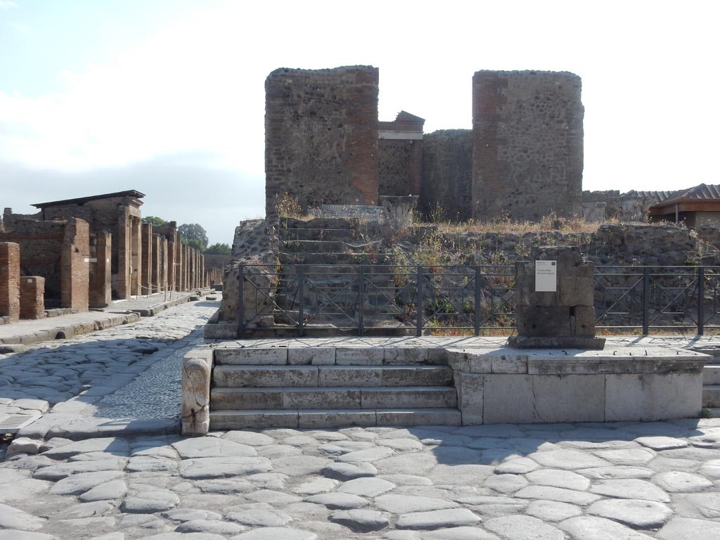 VII.4.1 Pompeii. July 2012. Looking east towards Temple of Fortuna. Photo courtesy of John Vanko. His father took the identical photo in February 1952, see below.
