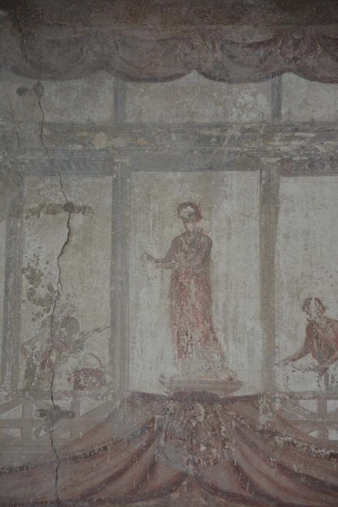 IX.5.6 Pompeii. May 2017. Room i, upper east wall, detail of figure at south end.        
Foto Christian Beck, ERC Grant 681269 DCOR
