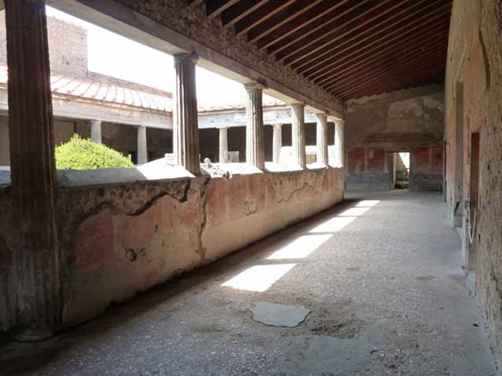 Villa of Mysteries, Pompeii. May 2010. Looking north along peristyle C from near room 33.