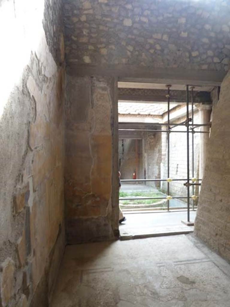 Oplontis, September 2015. Room 31, south wall with large doorway to room 16.