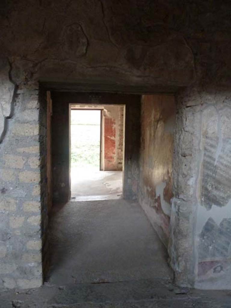 Oplontis, September 2015. Room 32, looking south along corridor 37 from internal peristyle towards portico 24.