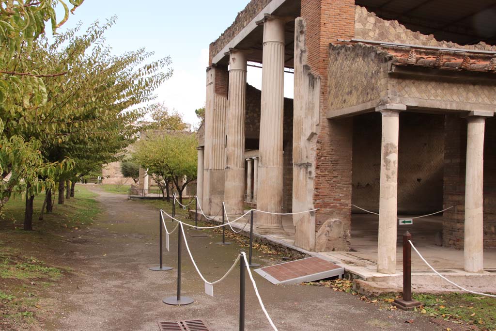 Oplontis Villa of Poppea, October 2020. Looking east towards west end of Portico 33, on right, and across garden area. Photo courtesy of Klaus Heese. 