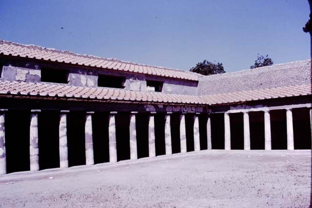 Oplontis, 1977. Area 59, the south-east peristyle, looking towards north wall and north-east corner. Photo by Stanley A. Jashemski.   
Source: The Wilhelmina and Stanley A. Jashemski archive in the University of Maryland Library, Special Collections (See collection page) and made available under the Creative Commons Attribution-Non Commercial License v.4. See Licence and use details. J77f0363
