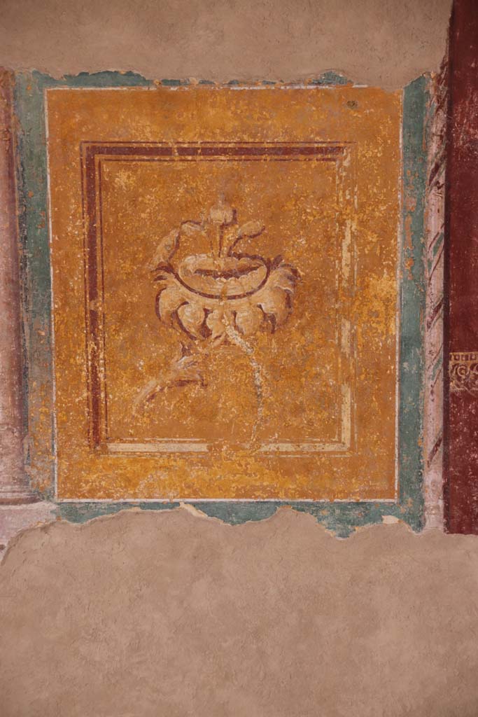Stabiae, Villa Arianna, October 2020. Room 7, detail from south wall. Photo courtesy of Klaus Heese.