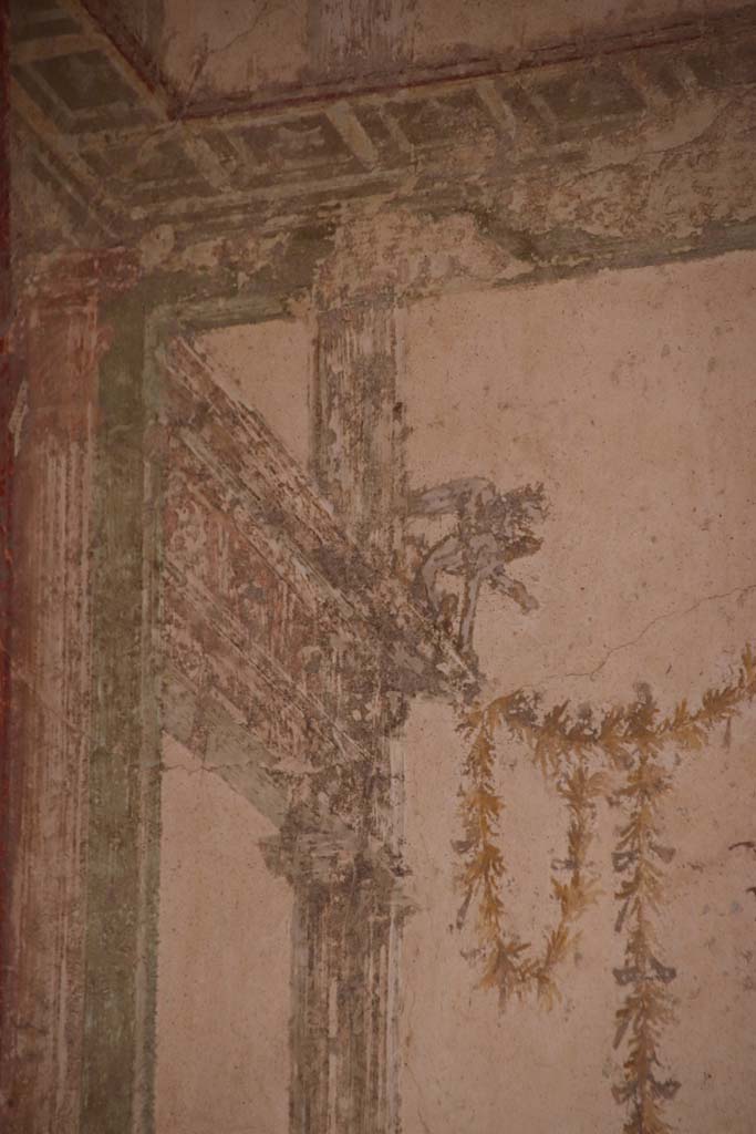Stabiae, Villa Arianna, October 2020. Room 7, detail from west wall. Photo courtesy of Klaus Heese.
