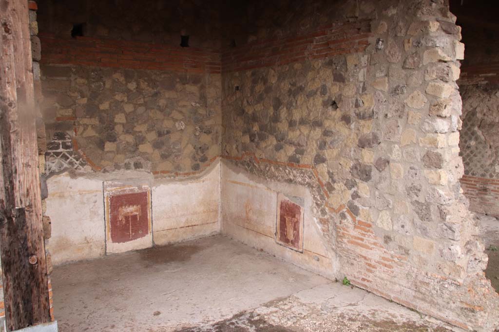 Stabiae, Villa Arianna, October 2020. Room 1, looking towards south-west corner. Photo courtesy of Klaus Heese.