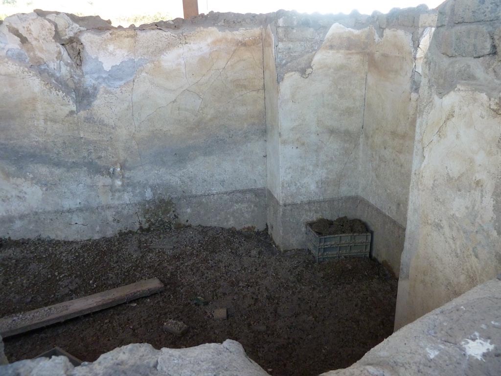 Stabiae, Villa Arianna, September 2015. Area 71, north end of room on west side of ramp.