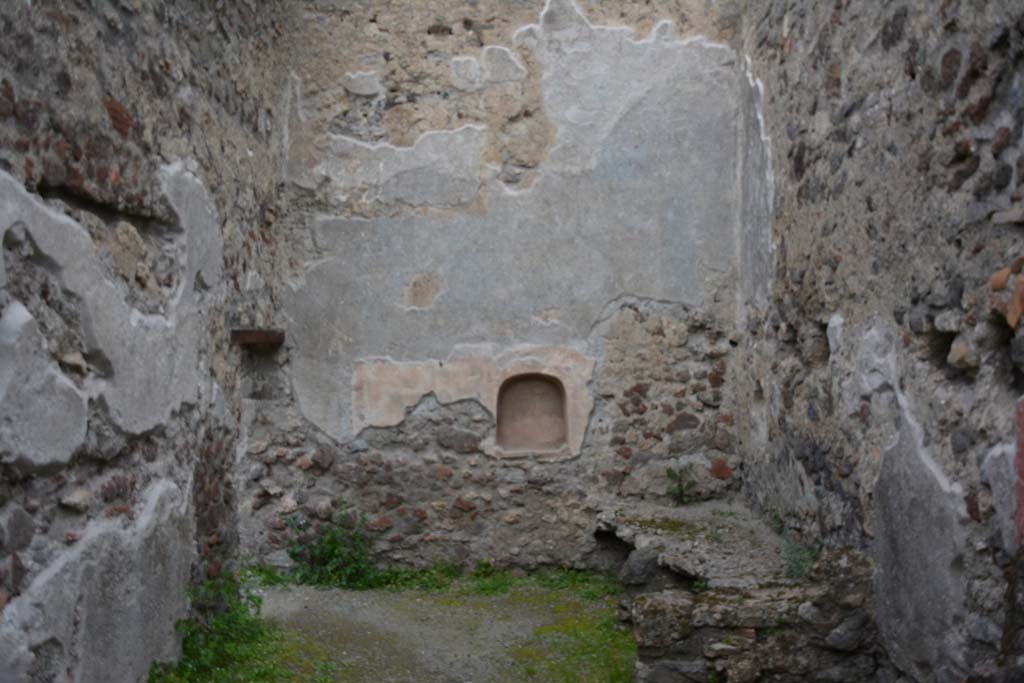 IX.5.9 Pompeii. March 2017. Room n, looking north across kitchen.
Foto Christian Beck, ERC Grant 681269 DÉCOR.
