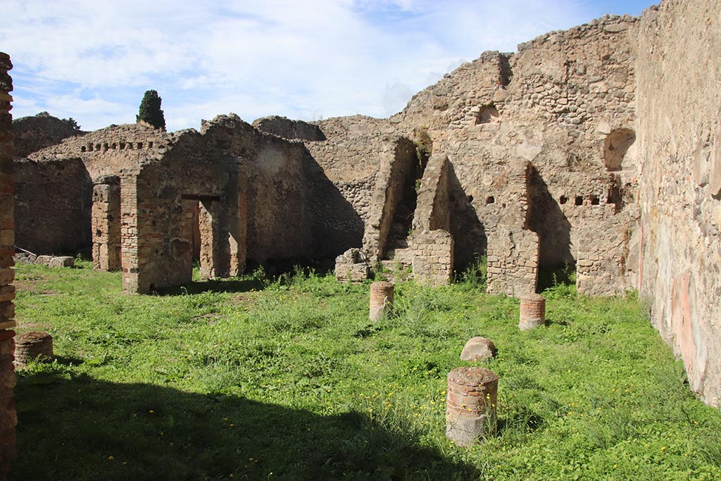 1.2.6 Pompeii. October 2024. Looking towards north side of peristyle. Photo courtesy of Klaus Heese.