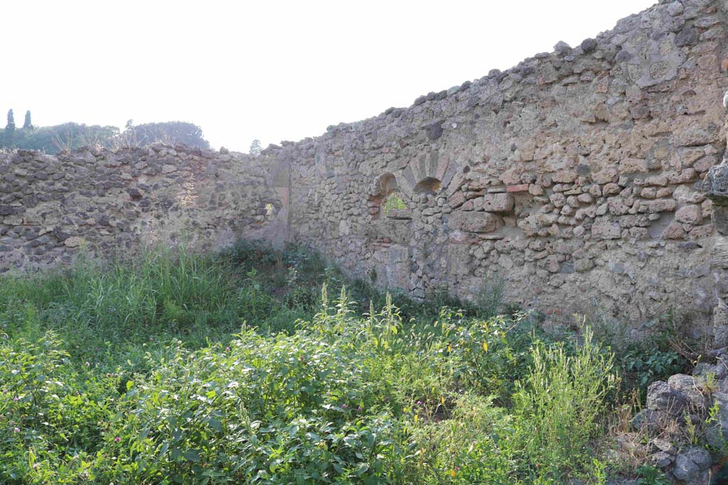 I.2.20 Pompeii. September 2018. Looking towards west wall and north-west corner of garden area. Photo courtesy of Aude Durand.