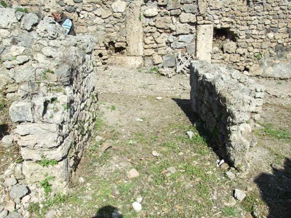 I.2.20 Pompeii.  March 2009.  Looking east along short entrance corridor to Vicolo.