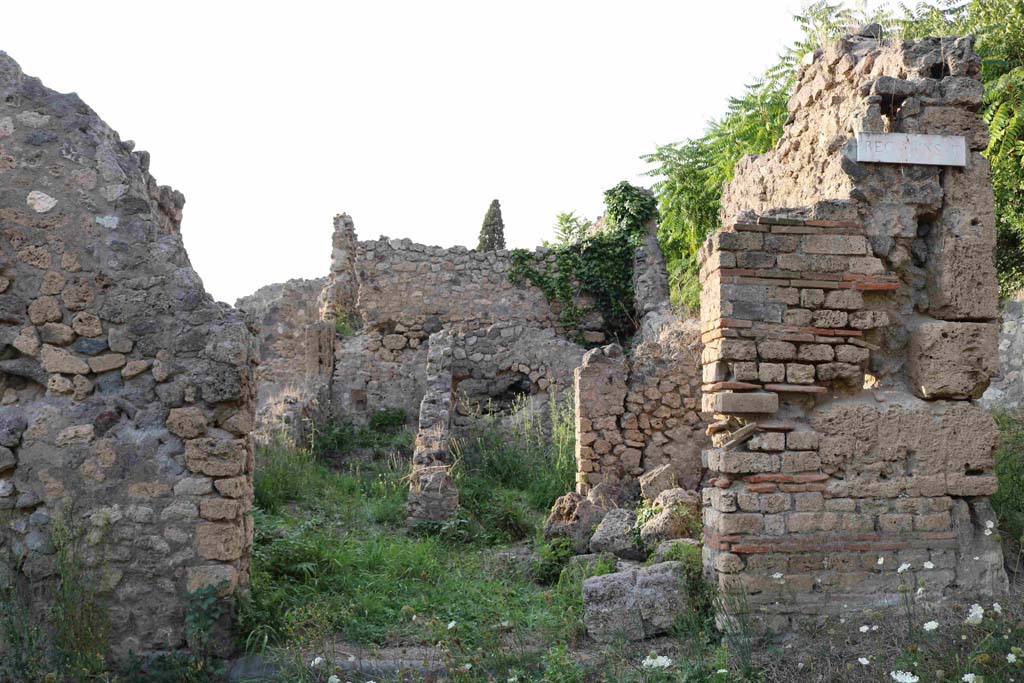 I.2.23 Pompeii. September 2018. 
Looking north to entrance doorway, from across Vicolo del Conciapelle. Photo courtesy of Aude Durand.
