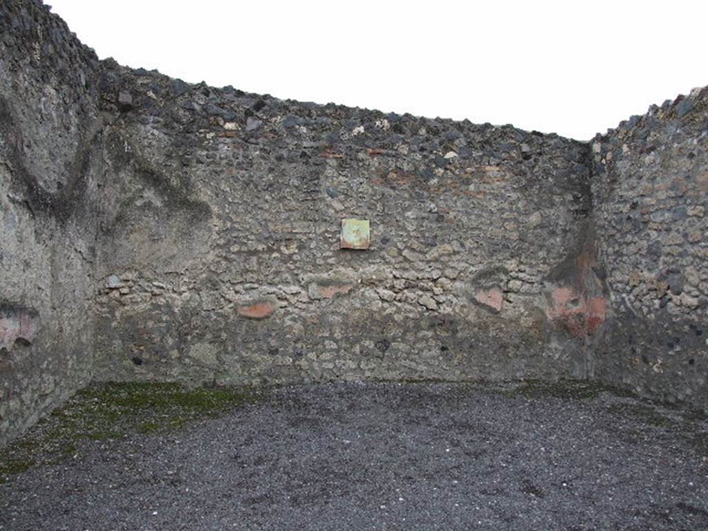 I.4.25 Pompeii. December 2006. Room 18, west wall of exedra on west side of middle peristyle 17.