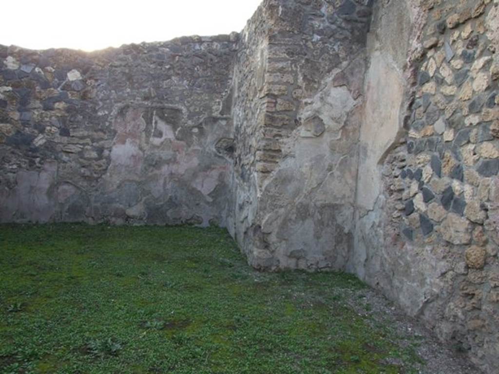 I.4.25 Pompeii. December 2007. Room 57, looking towards north-west corner of biclinium on west end of the upper peristyle.