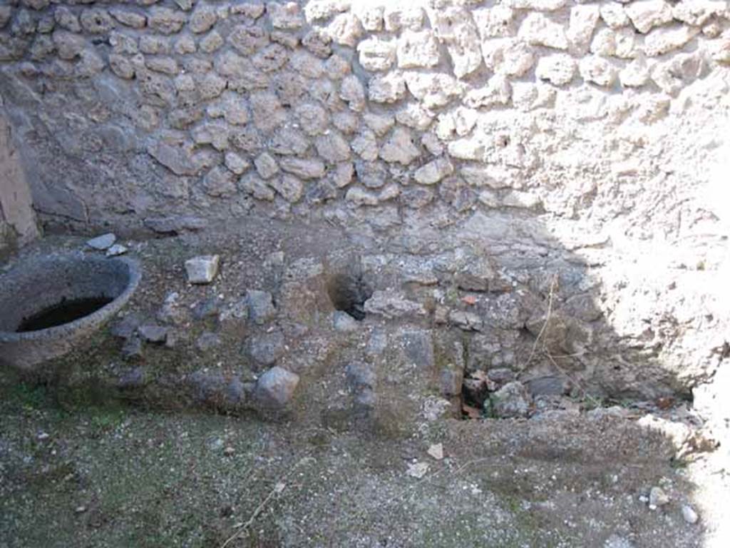 I.5.2 Pompeii. September 2010. Detail of structure against the north wall. Photo courtesy of Drew Baker.