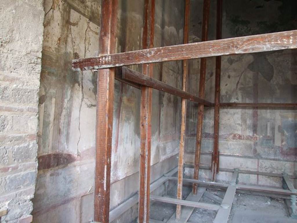 I.7.11 Pompeii. December 2006. West wall of triclinium.