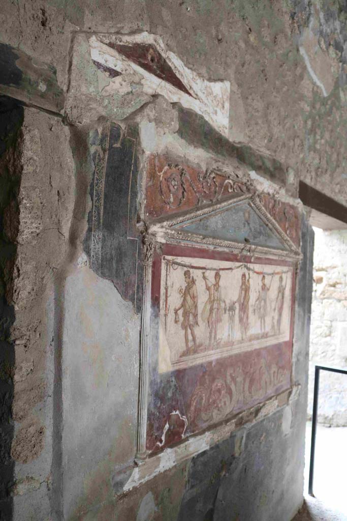 I.8.8 Pompeii. December 2018. Lararium on south wall of bar-room. Photo courtesy of Aude Durand.