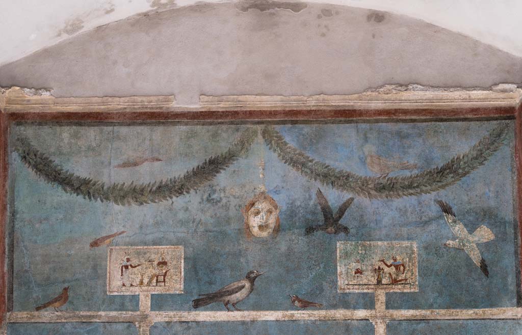 I.9.5 Pompeii. April 2022. Room 5, cubiculum. North end of east wall. 
Detail of painting of Egyptian pharaonic statue and lemon tree.
Photo courtesy of Johannes Eber.
