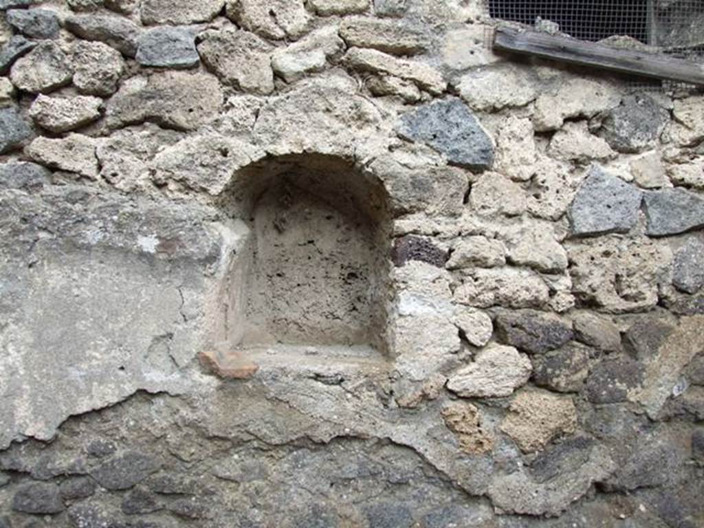 I.9.14 Pompeii. March 2009. Room 4, niche on north wall.