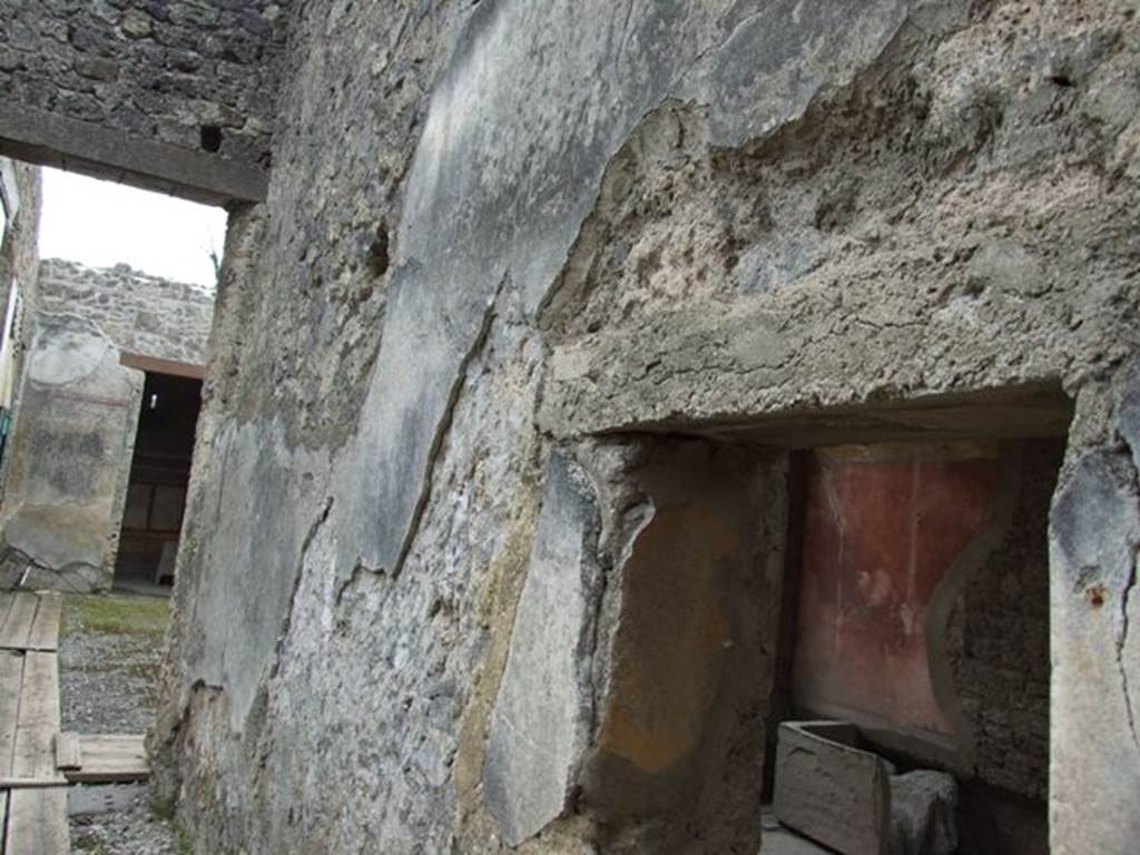 I.9.14 Pompeii. March 2009. Room 5. West wall, with doorway into room 6, Tablinum.