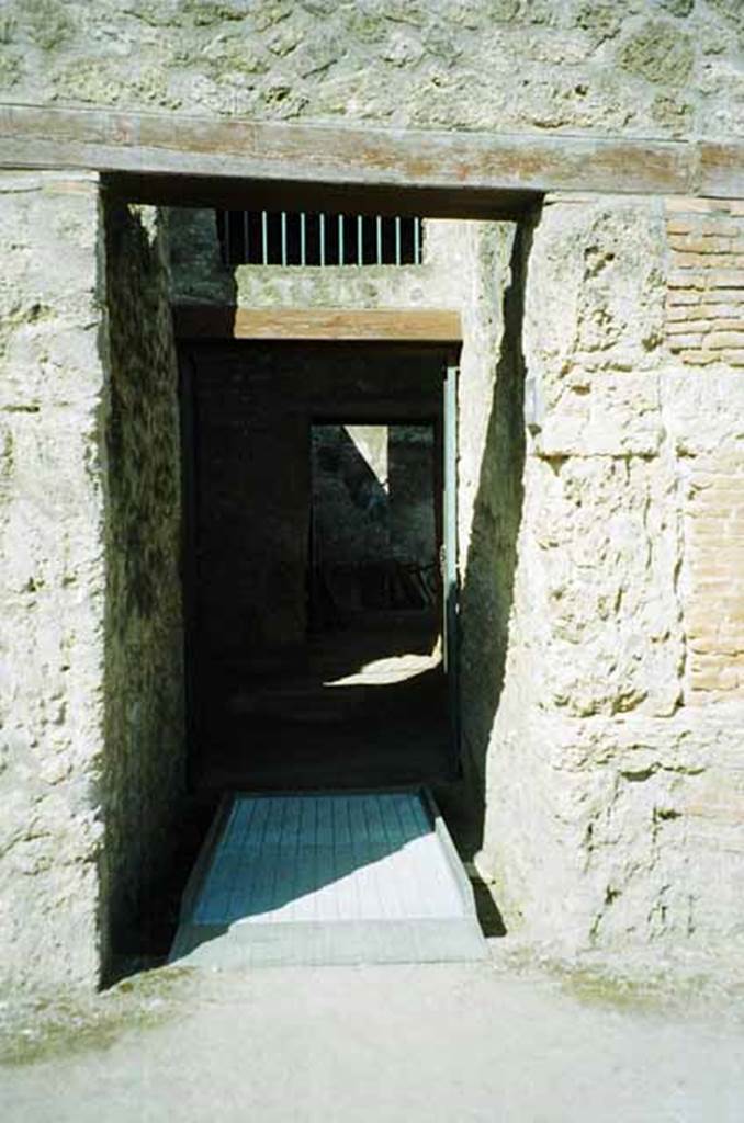 I.10.16 Pompeii. June 2010. Entrance. Photo courtesy of Rick Bauer.