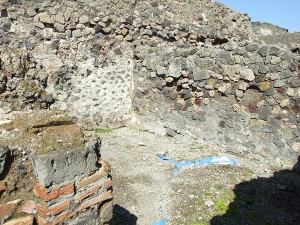 VI.1.2 Pompeii.  March 2009.  Third room on north side.  East wall.