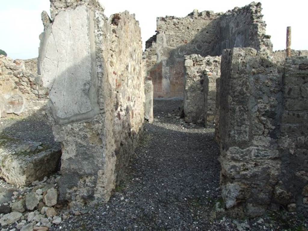 VI.5.10 Pompeii. December 2007.  Room 8 corridor, looking east towards room 10.