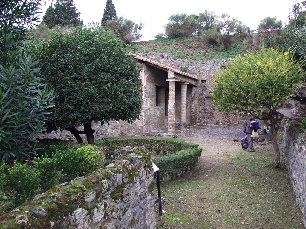 VI.7.23 Pompeii. December 2006. Looking north into garden.