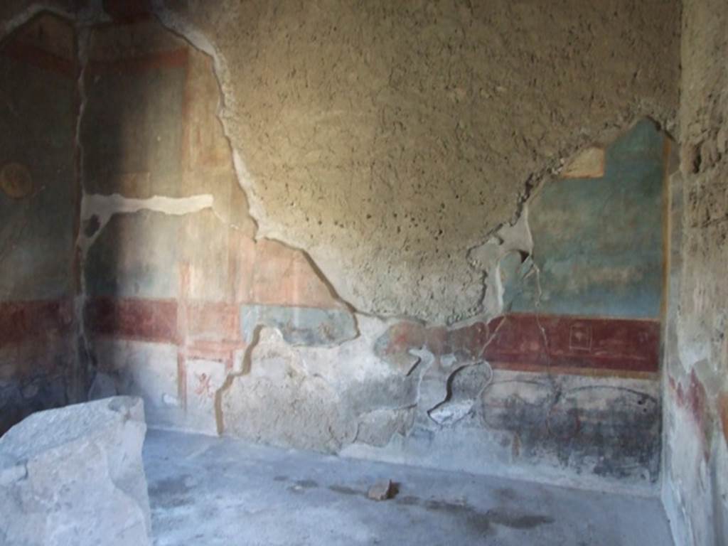 VI.9.6 Pompeii.  March 2009.  Room 8.  South wall.