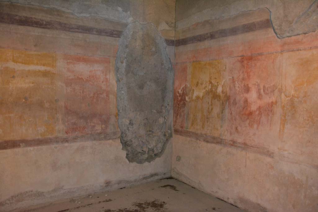 VI.11.10 Pompeii. December 2017. Room 44, west wall. 
Foto Annette Haug, ERC Grant 681269 DCOR
