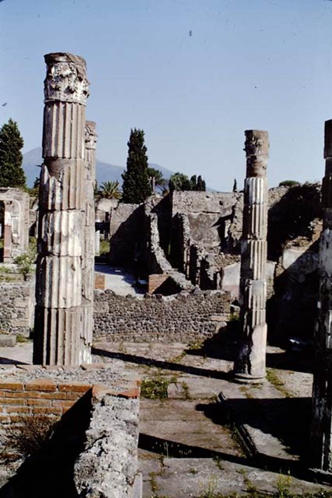 VI.12.5 Pompeii. Pre-1937-39.
Looking north-east across atrium 7 and impluvium with corridor in VI.12.2 on eastern side, on left.
Photo courtesy of American Academy in Rome, Photographic Archive. Warsher collection no. 032.
