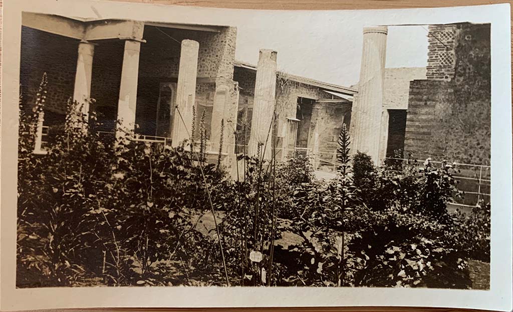 VI.15.1 Pompeii. 1907. Peristyle garden, looking towards uncovered atrium, on east side. Photo courtesy of Rick Bauer.