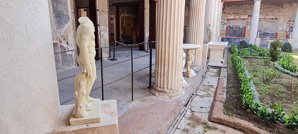 VI.15.1 Pompeii. April 2023. Looking south along east portico. Photo courtesy of Giuseppe Ciaramella.