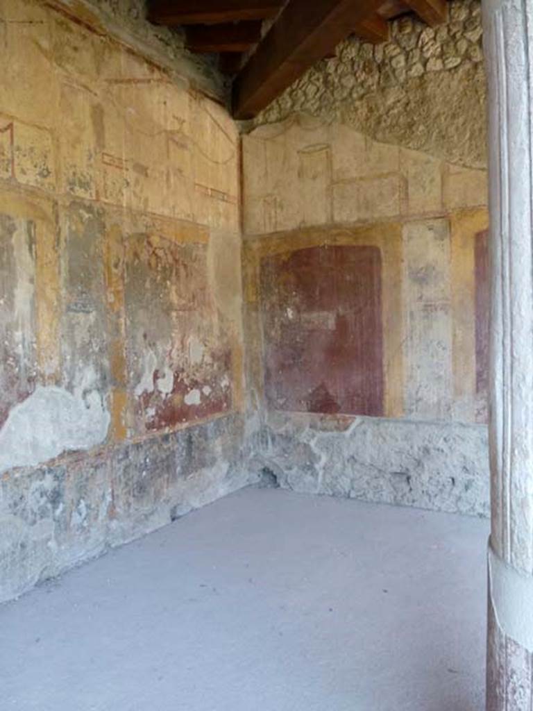 VII.1.8 Pompeii. March 2019. North wall in north-east corner of portico B.
Foto Annette Haug, ERC Grant 681269 DÉCOR
