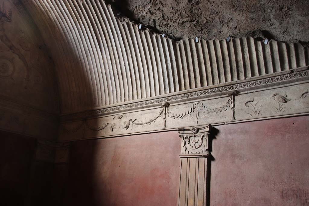 VII.1.8 Pompeii. September 2017. Looking towards upper wall decoration in north-west corner and north wall of caldarium 9. 
Photo courtesy of Klaus Heese.
