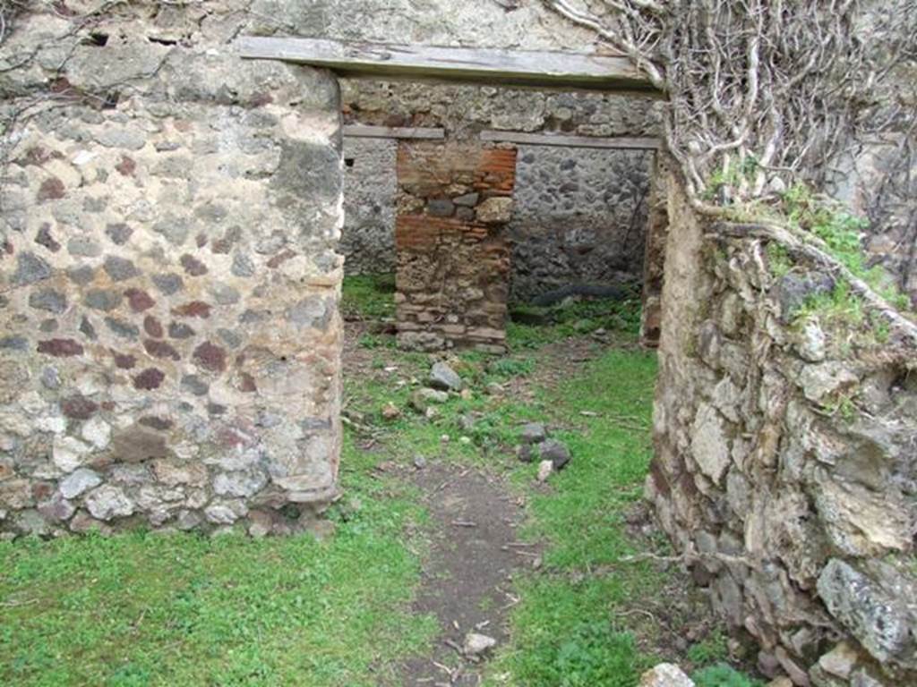 VII.3.4 Pompeii. March 2009.  Doorway into the garden area.