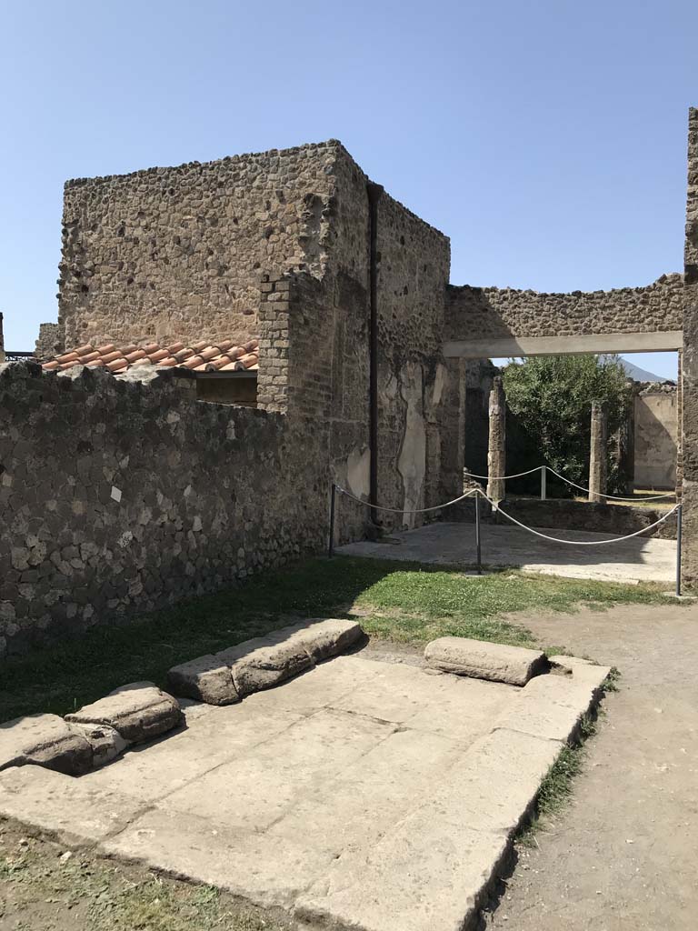 VII.7.2 Pompeii, April 2019. 
Looking north-west across impluvium “g” in atrium, towards tablinum “k”. Photo courtesy of Rick Bauer.

