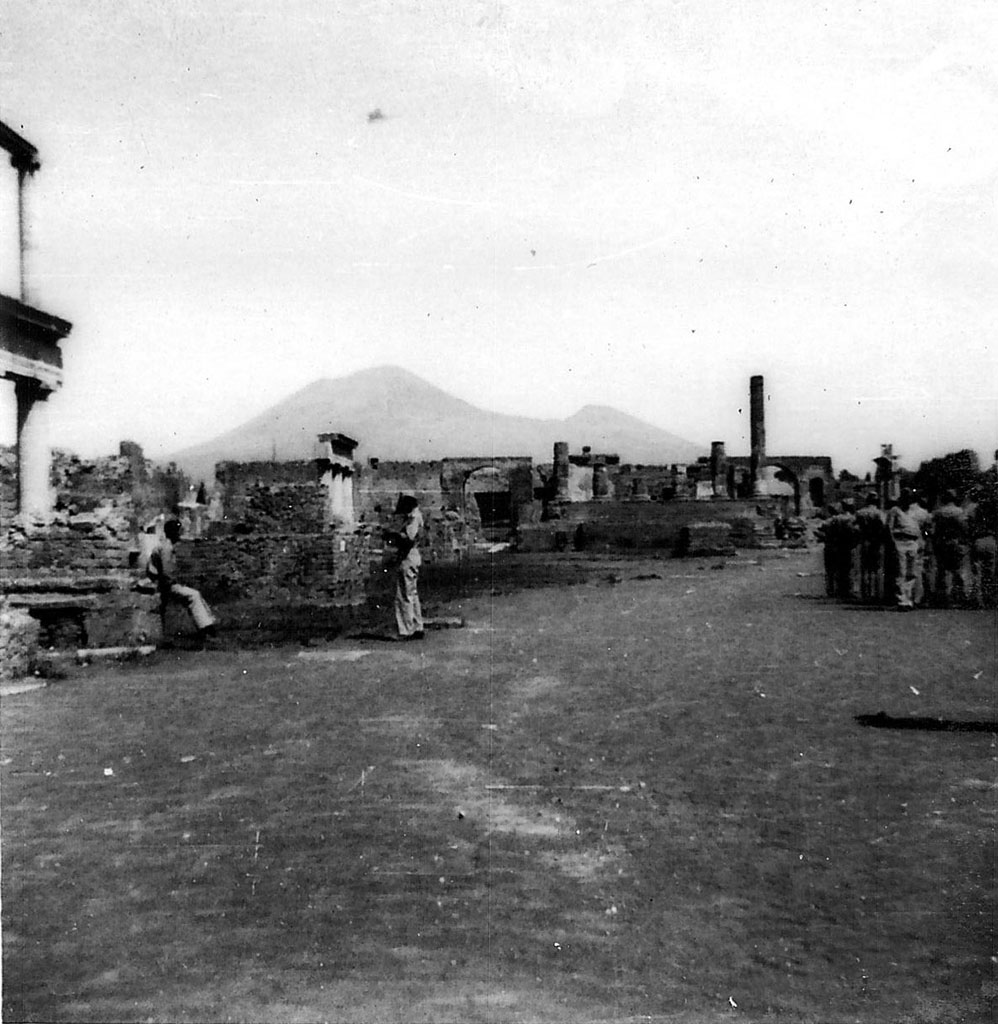 VII.8 Pompeii Forum. 1944 photograph. 
Looking north along the west side towards the Temple of Jupiter. Photo courtesy of Rick Bauer.
