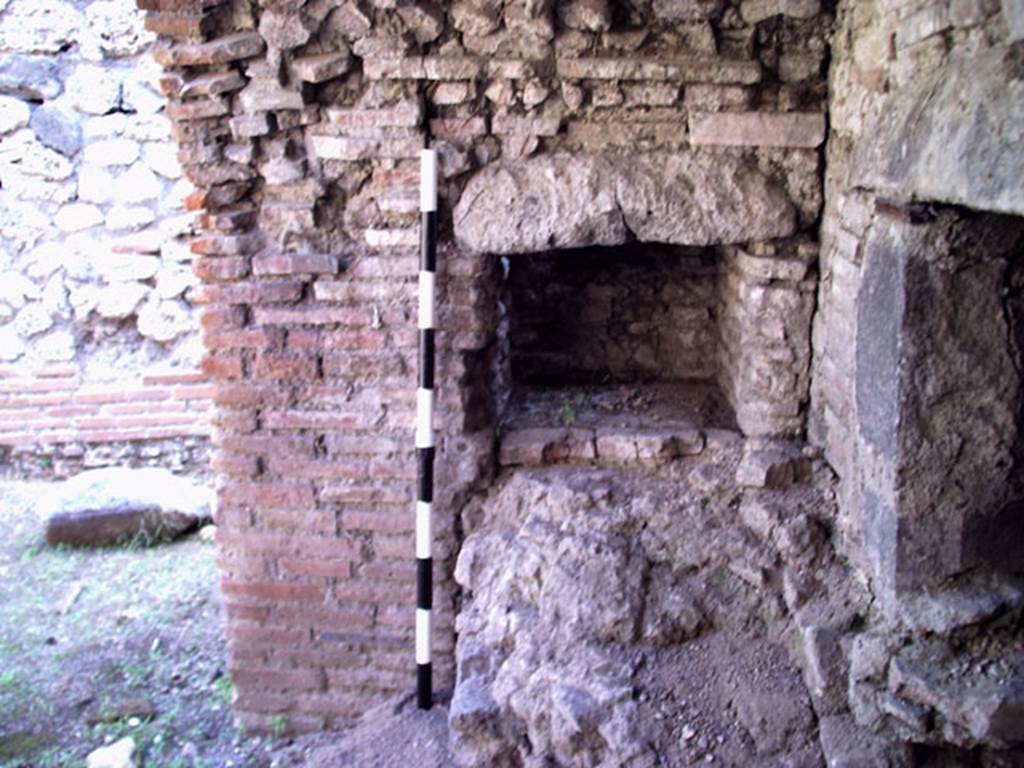 VII.12.11 Pompeii. July 2008. Looking towards east side in oven. Photo courtesy of Jared Benton.