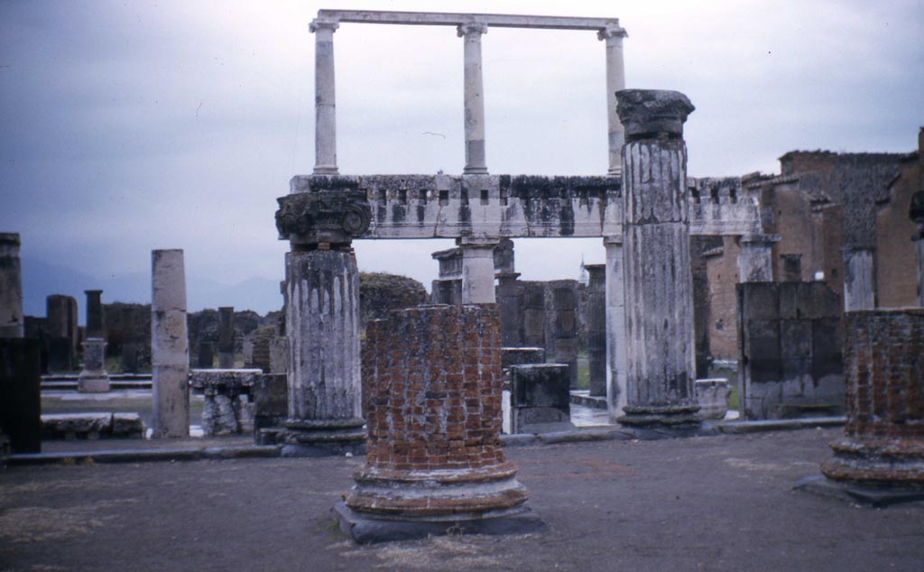 VIII.1.1 Pompeii. February 1952. Looking east towards Forum.
Photo courtesy of John Vanko. His father took this photo in 1952, identical to the one above.
