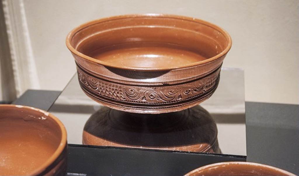 Bowl found in tablinum of VIII.5.9. Now in Naples Archaeological Museum.
Photographed at A Day in Pompeii exhibition at Cincinnati. Photo courtesy of Dan Pater.
