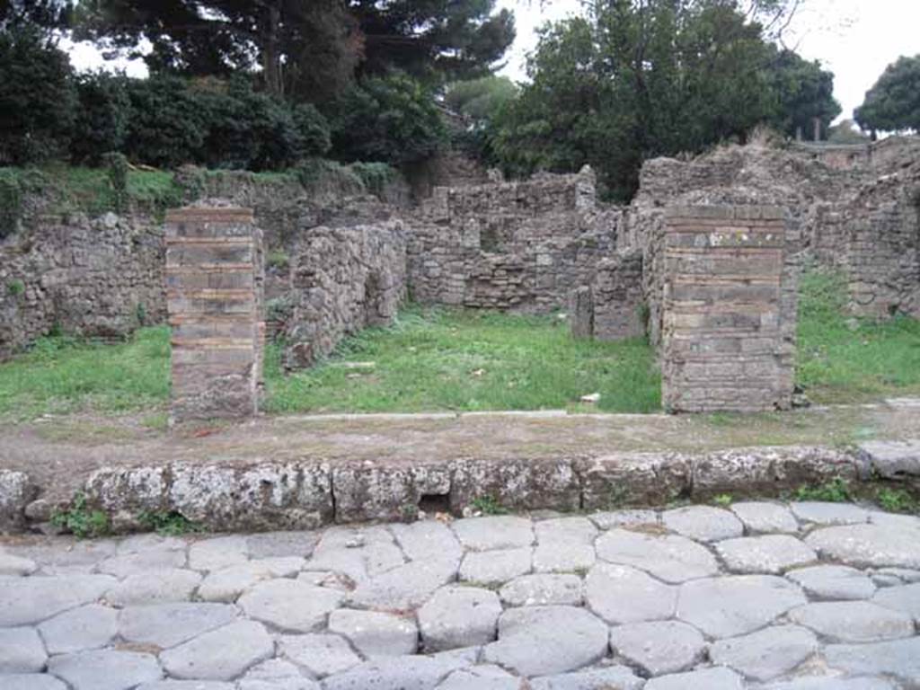 VIII.7.4 Pompeii. September 2010. Entrance on Via Stabiana. Looking west (across street). Photo courtesy of Drew Baker.
