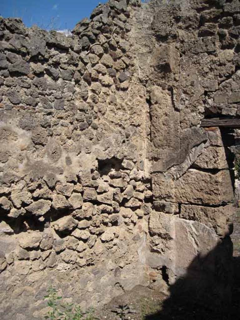 VIII.7.26 Pompeii. September 2010. North wall and north-east corner of fourth room in south-west corner of atrium. Photo courtesy of Drew Baker.
