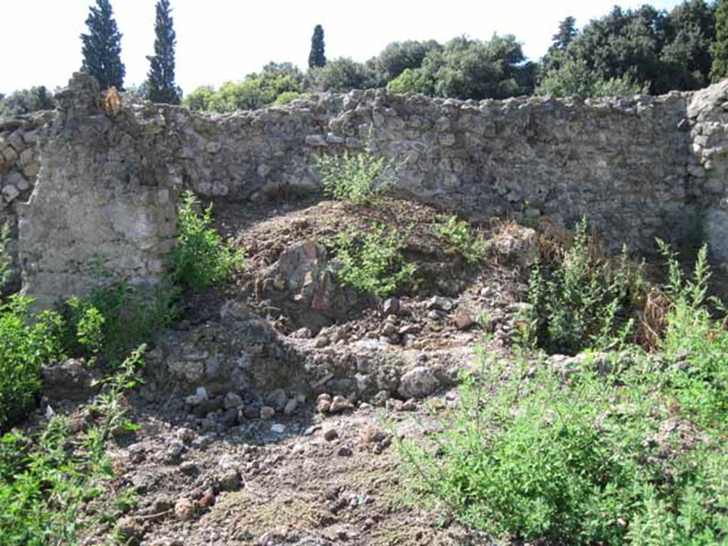 VIII.7.26 Pompeii. September 2010. Looking west towards theatre, in the area where Fiorelli thought there may have been another room? Photo courtesy of Drew Baker.
