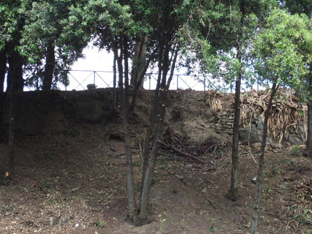 Area of walls near Pompeii Triangular Forum from outside city. May 2006.