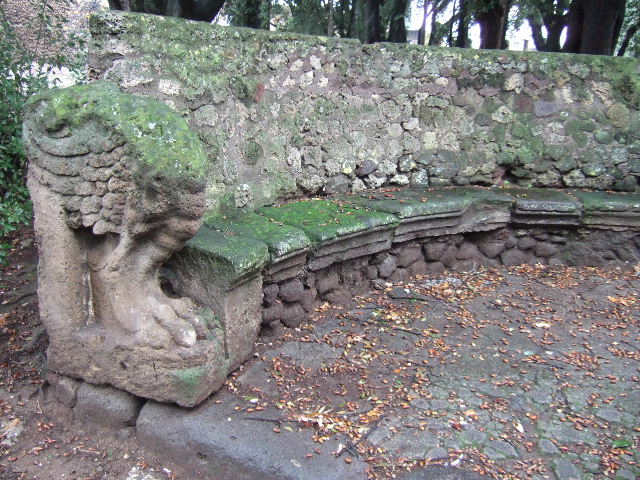 VIII.7.33 Pompeii Triangular Forum. December 2005. East end of semi circular stone bench.