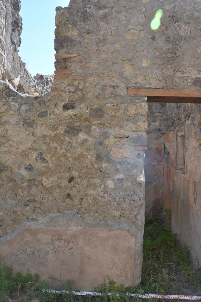 IX.5.6 Pompeii. May 2017. Room n, west side, wall on south side of doorway to room s. 
Foto Christian Beck, ERC Grant 681269 DCOR.
