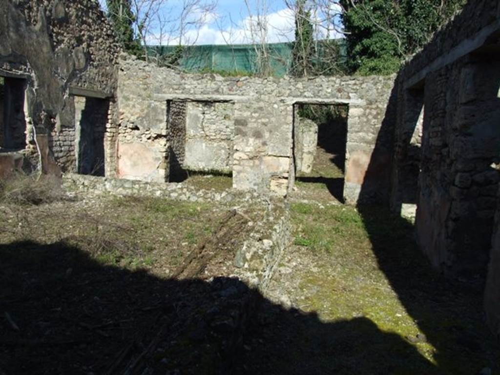 IX.9.13 Pompeii. March 2009. Room 6, east side of garden.